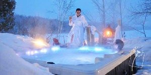 Tous les bienfaits du Bain Nordique … Spa avec Jacuzzi en extérieur