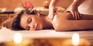 Découvrez les Bienfaits Exceptionnels du Massage Ayurvédique Abhyanga